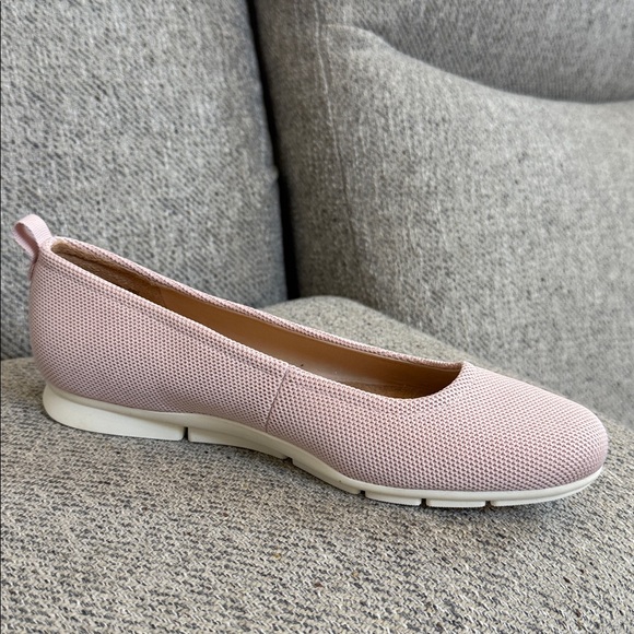 Dr. Scholl’s Wide Women's Timeless Slip On Flat in Blush Pink Knit Fabric - Picture 11 of 16